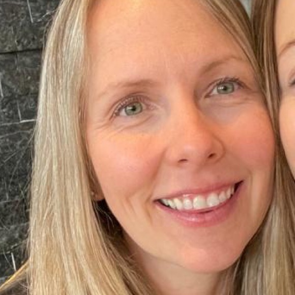 Meet your Posher, Amanda - Picture 1 of 1